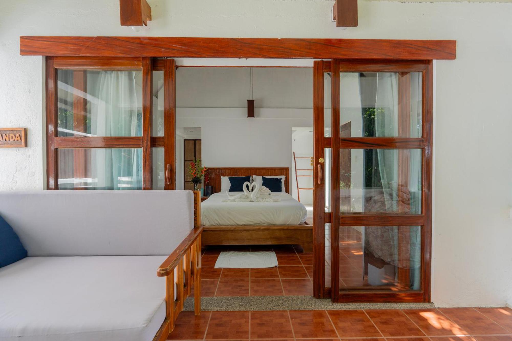 Casalay Boutique Villas & Dive Пуерто-Галера Екстер'єр фото